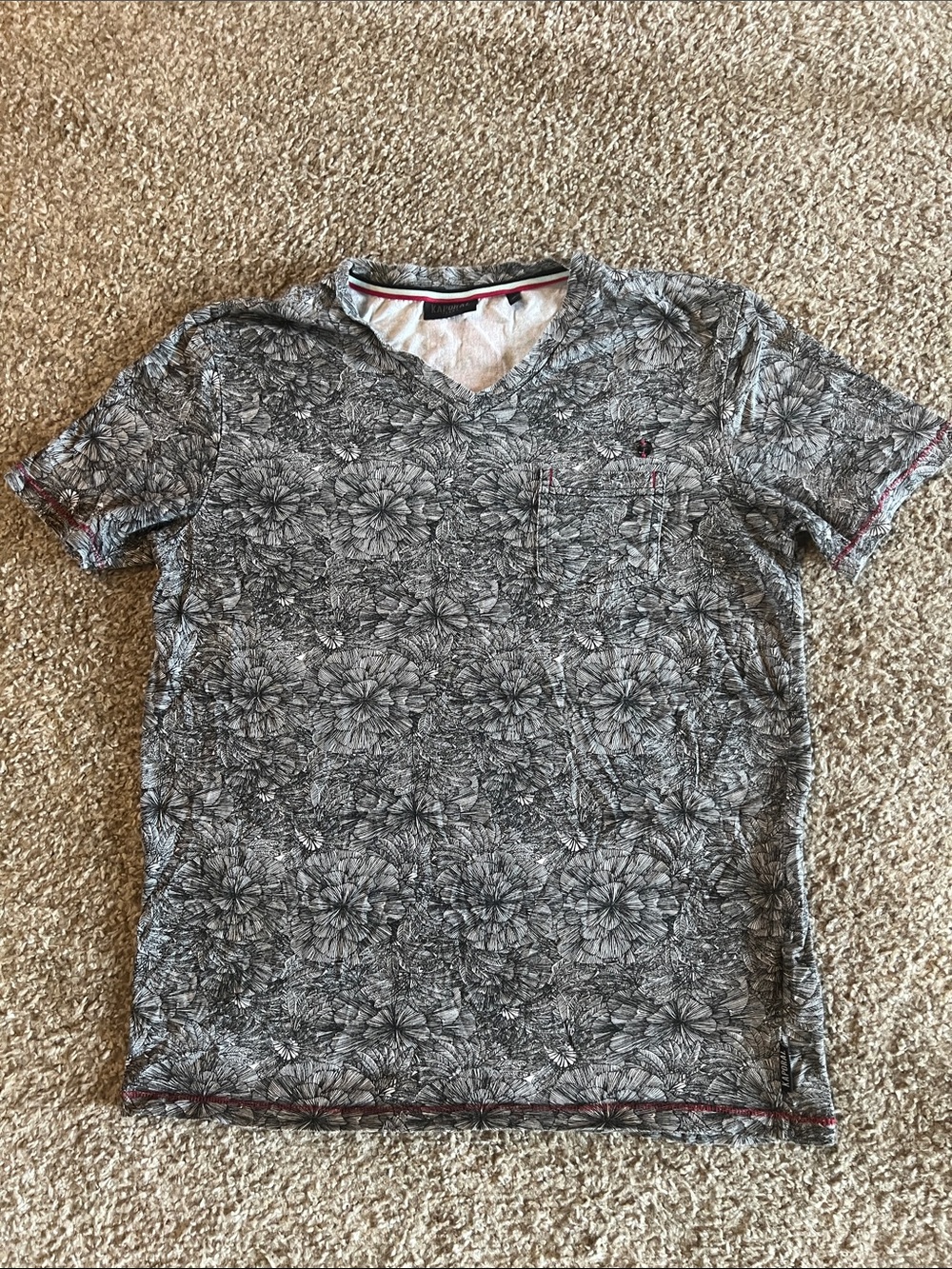 Men's Gray Floral V-Neck Pocket Tee